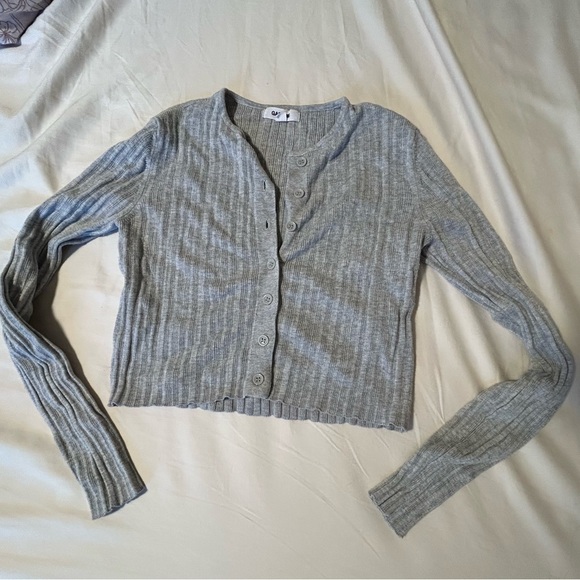 grey button up sweater - Picture 2 of 4